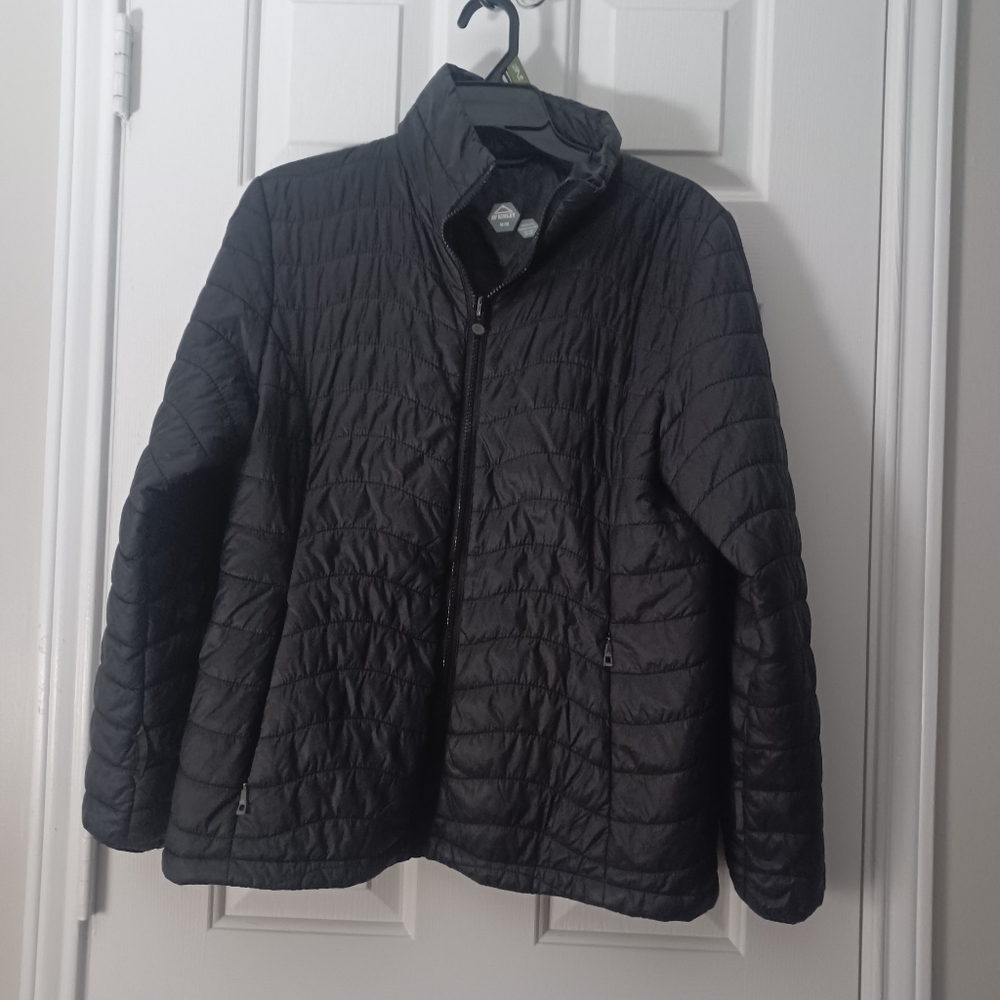 McKinley Lightweight Packable Jacket Sz M